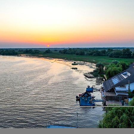 Paradis Hotel Mila Douăzeci şi Trei エクステリア 写真