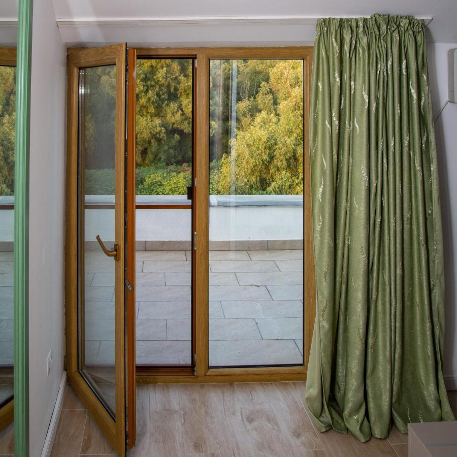 Paradis Hotel Mila Douăzeci şi Trei エクステリア 写真