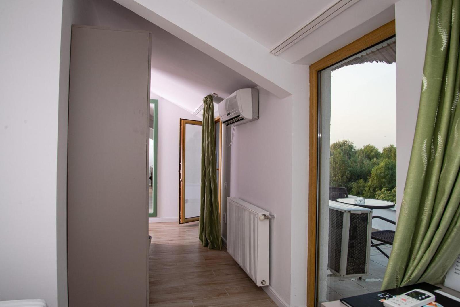 Paradis Hotel Mila Douăzeci şi Trei エクステリア 写真