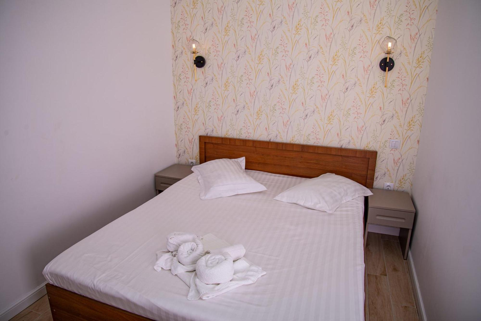 Paradis Hotel Mila Douăzeci şi Trei エクステリア 写真