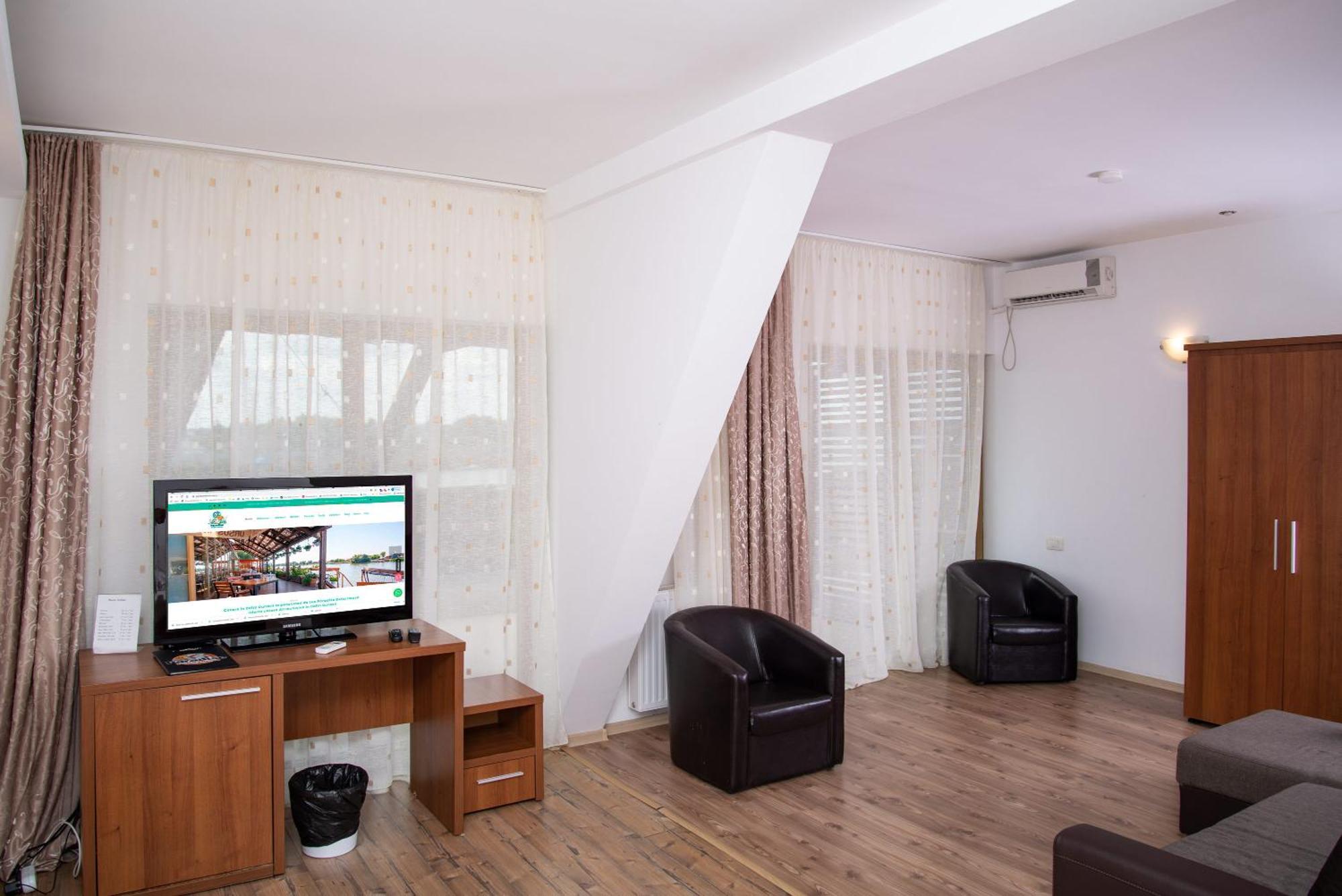 Paradis Hotel Mila Douăzeci şi Trei エクステリア 写真