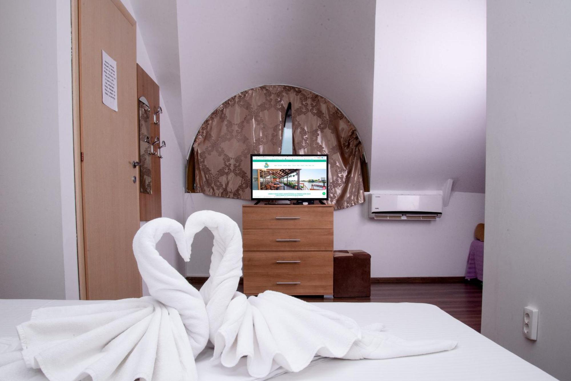 Paradis Hotel Mila Douăzeci şi Trei エクステリア 写真