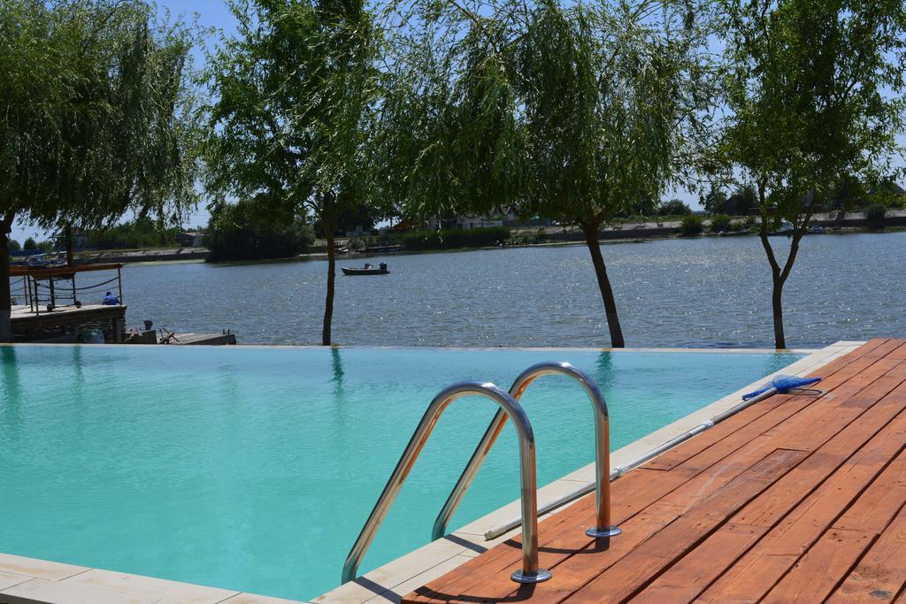 Paradis Hotel Mila Douăzeci şi Trei エクステリア 写真