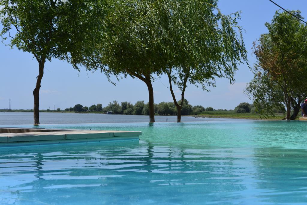 Paradis Hotel Mila Douăzeci şi Trei エクステリア 写真