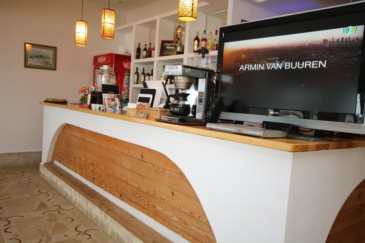 Paradis Hotel Mila Douăzeci şi Trei エクステリア 写真